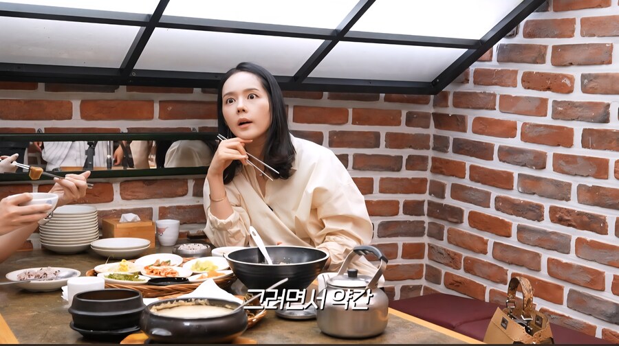 한가인이 말하는 연예인 친구들이 별로 없는 이유.jpg_13.jpg