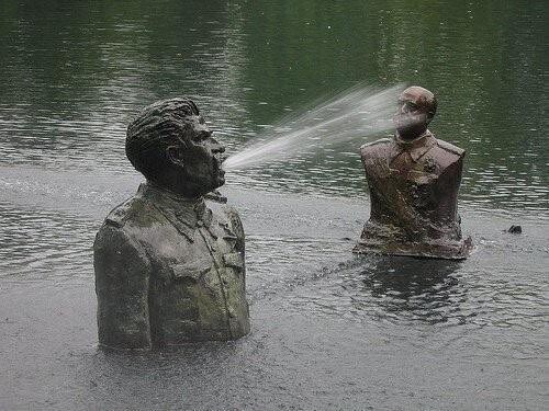 동상을 부수면 안돼는 이유_3.png