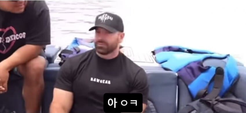 선글라스를 쓰는 이유_4.jpg