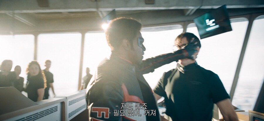 슈퍼맨) 도움을 받았으면 안 삐뚤어졌을텐데_7.png