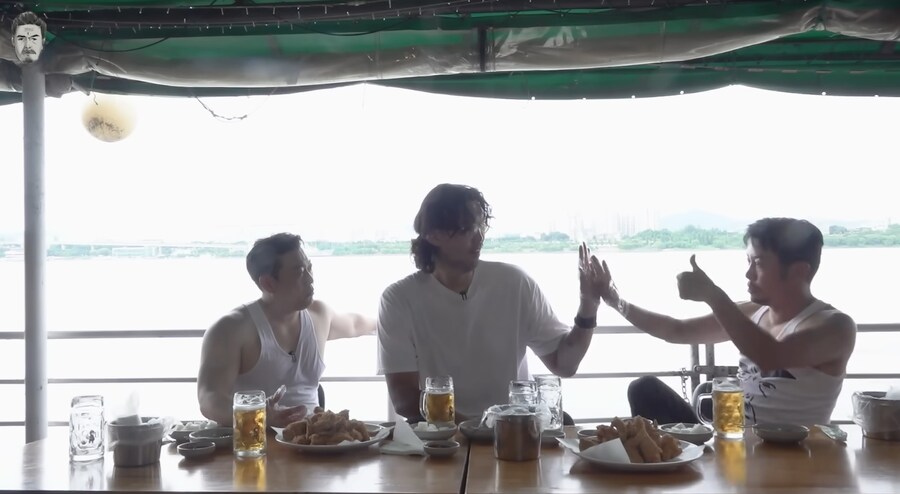 사소한 키 차이에 굴복하지 않는 남자들의 서열.jpg_10.png
