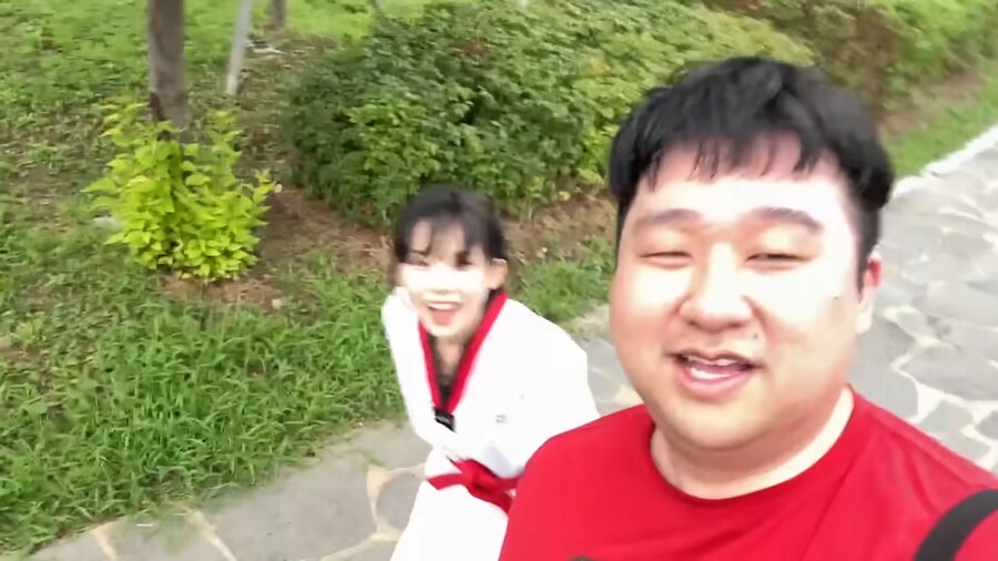 반도의 흔하지 않은 렌탈 여친.jpg_31.png