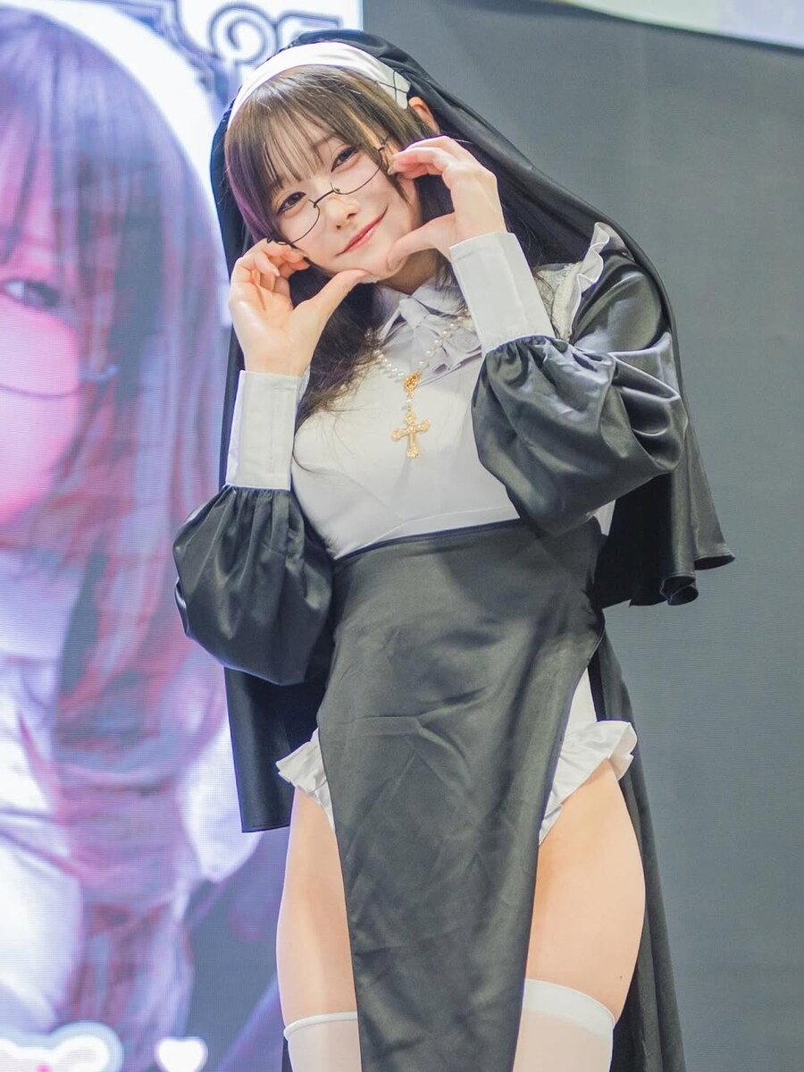 호불호 갈리는 복장 jpg_4.jpg