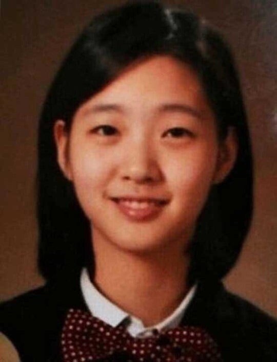김고은 졸업사진.jpg_2.jpg