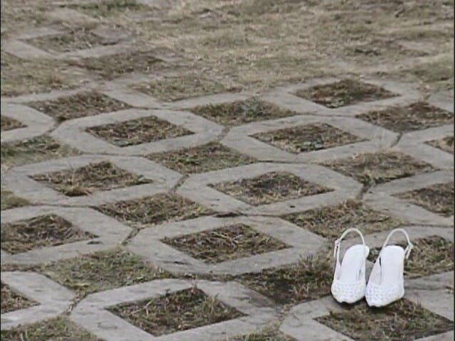 순간이동 초능력자의 트릭을 파헤치는 여주인공_30.jpg