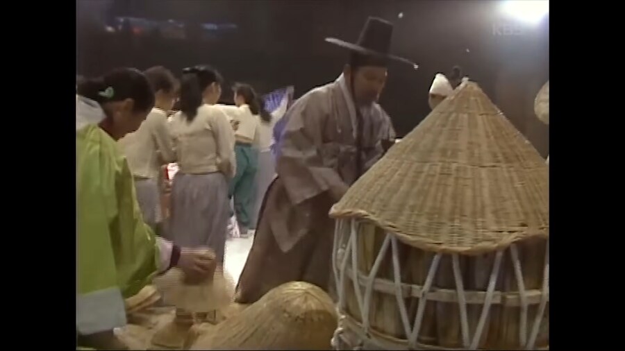 진짜 낭만 한도초과였던 공연 무대_7.png