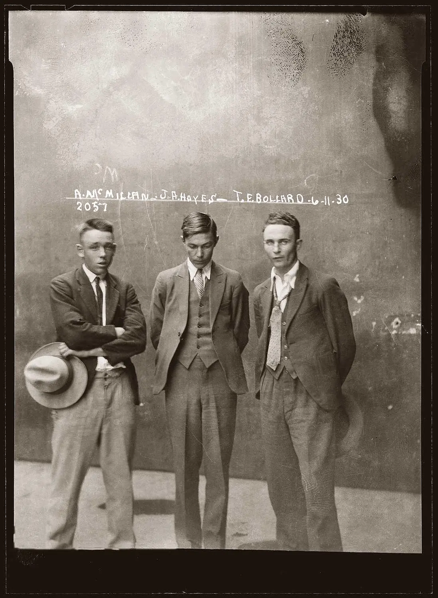 머그샷에 진심이였던 1920년대 호주 시드니의 경찰들_6.webp