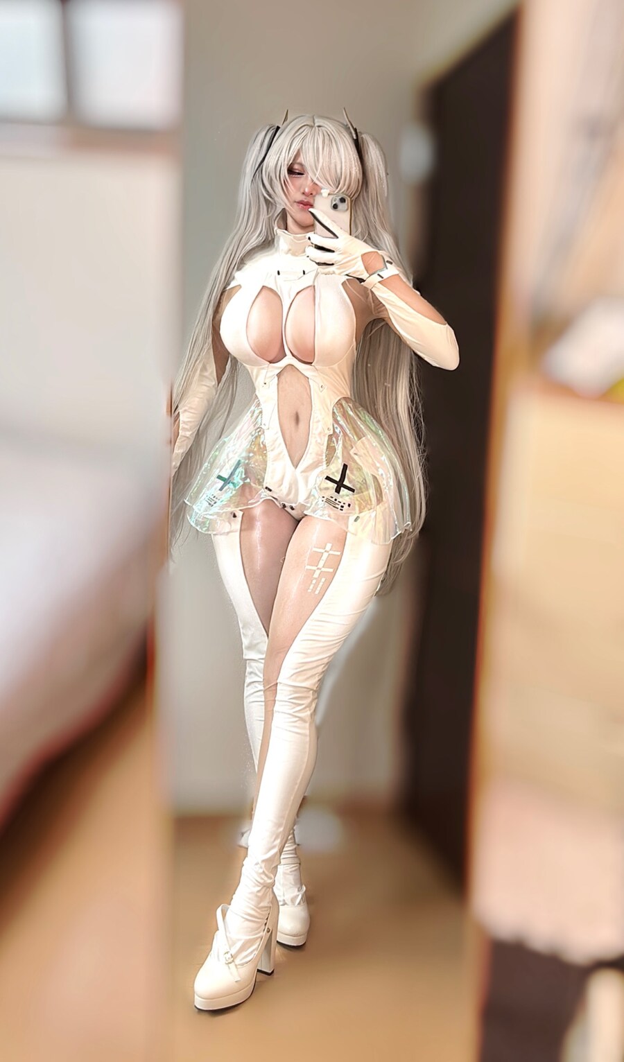 정말로 허벅지가 대단하신 코스어_18.jpg