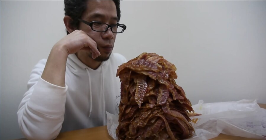 패티 4개 스태커 버거를 뛰어넘는 버거 ㄷㄷ_5.png