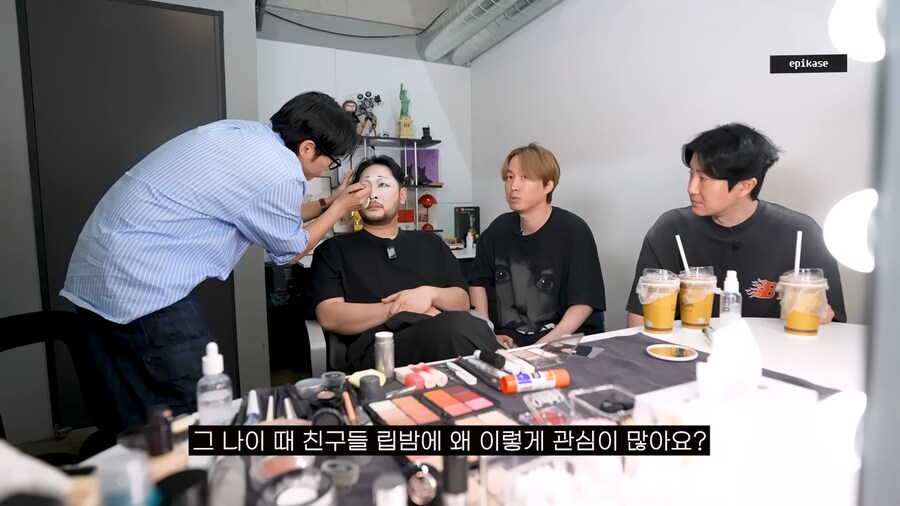 딸이 이해 안 되는 타블로를 납득시키는 투컷_2.png