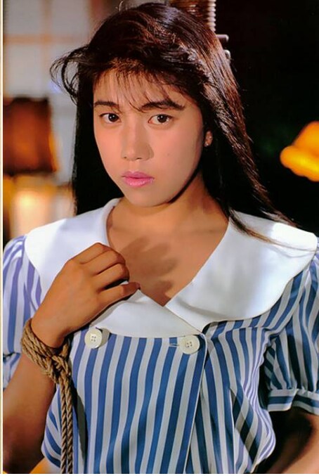90년대 일본 성인잡지 모델들 사진_22.png
