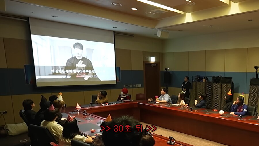 이동휘 생일축하 영상을 찍은 궤도_10.jpg