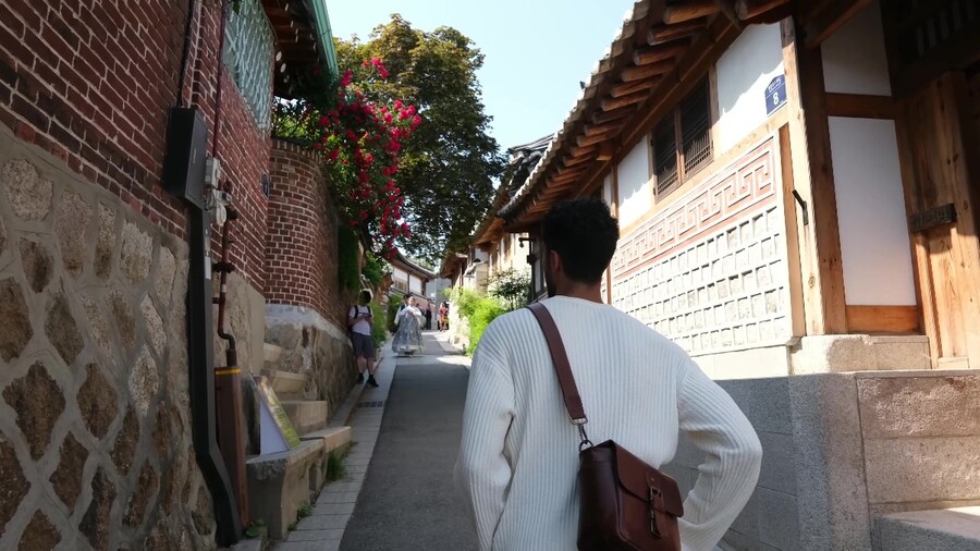 외국 여행 유튜버가 촬영한 서울의 모습.jpg_2.jpg