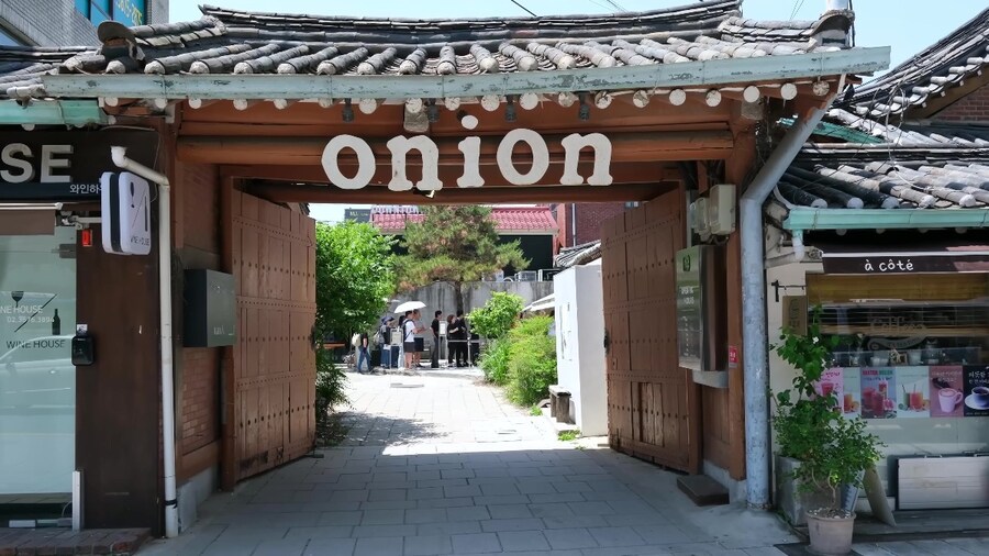 외국 여행 유튜버가 촬영한 서울의 모습.jpg_7.jpg