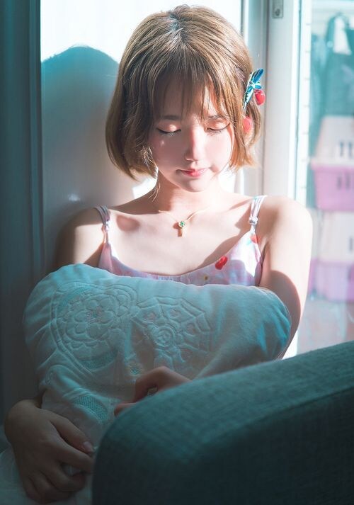 사람이 야한 그런거만 보면 안되요 때로는_1.jpg
