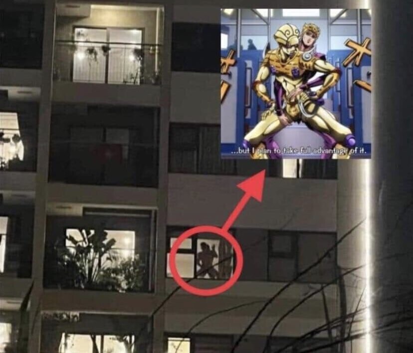 죠죠)한밤중에 아파트 창문에 나타난 죠죠서기_1.jpg
