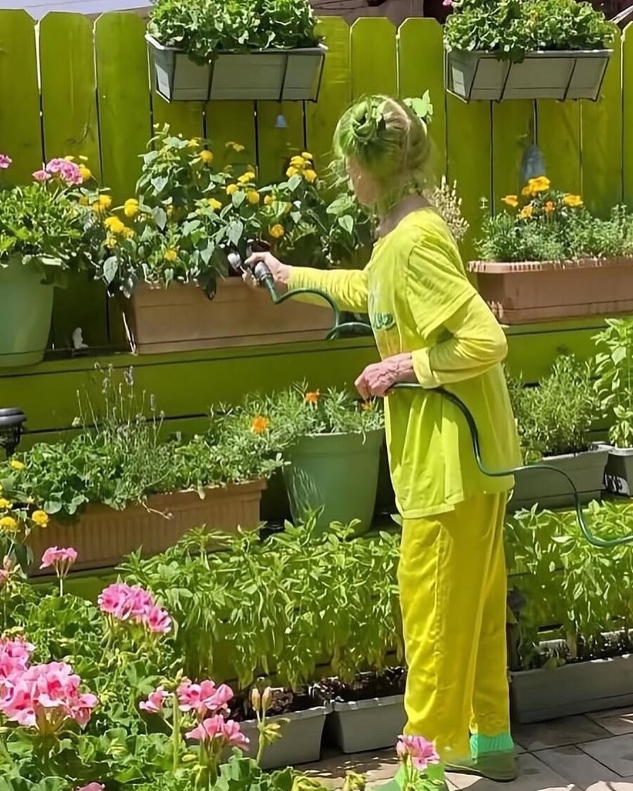 초록초록한 할머니_2.jpg