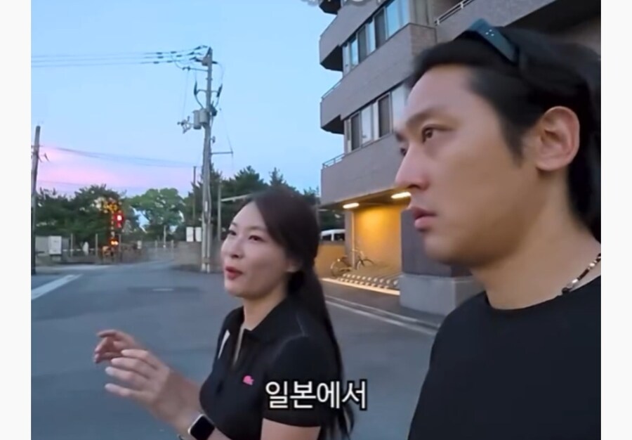 여성이 일본에서 혼밥 하는데 사람들이 이상하게 쳐다본 이유_10.jpg