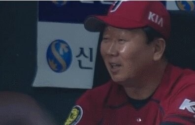 야구감독 표정관리가 중요한 이유.jpg_2.jpg