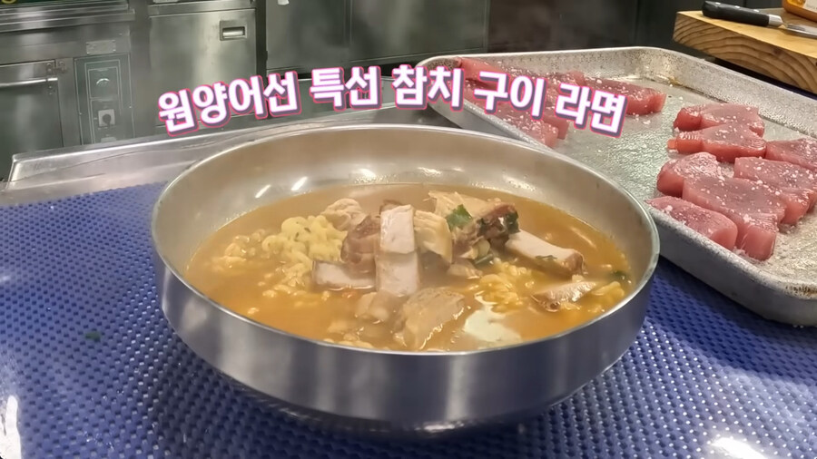 참치잡이 원양 어선 선원들이 가장 힘들어 하는 점_4.jpg