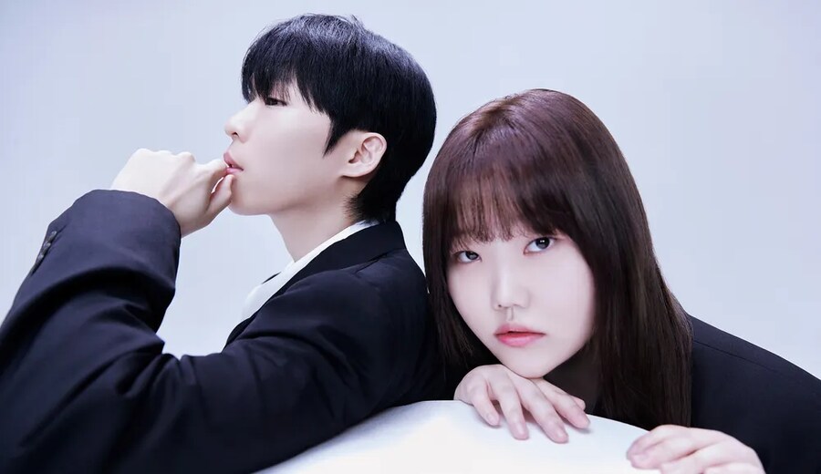 열애설이 뜨면 연예부가 아니라 사회부에서 대서특필 가능한 그룹_1.png