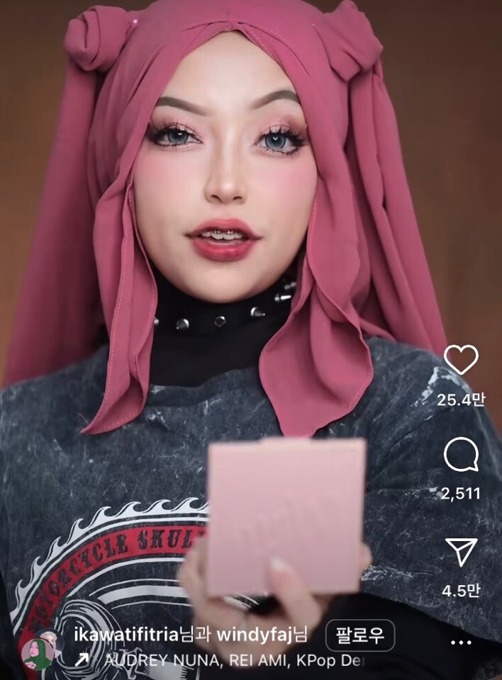 무슬림 소녀가 케데헌 코스프레 하는 방법_3.jpg
