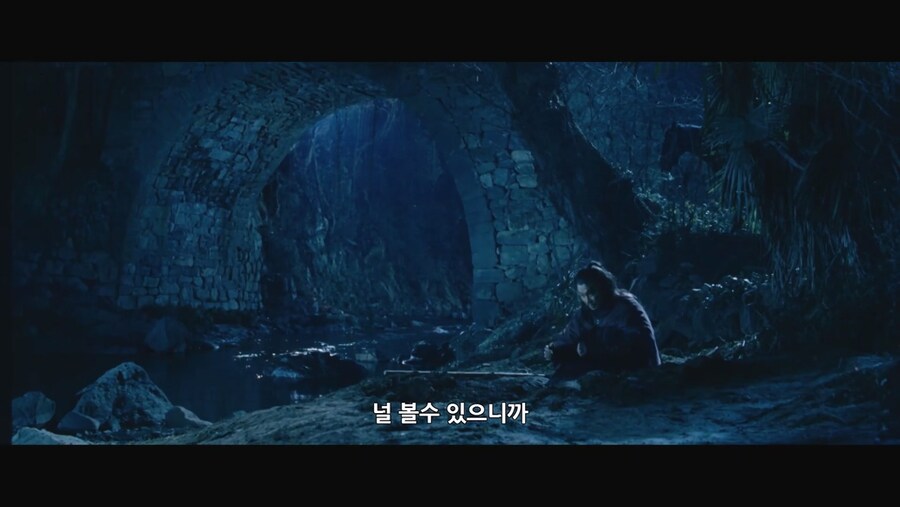 사람들이 많이 지나다니는곳에 시체를 묻는이유_5.jpg