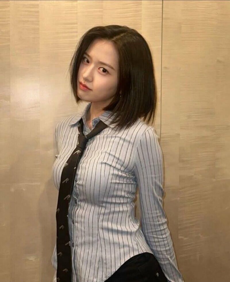 호불호 갈리는 복장 jpg_2.jpg