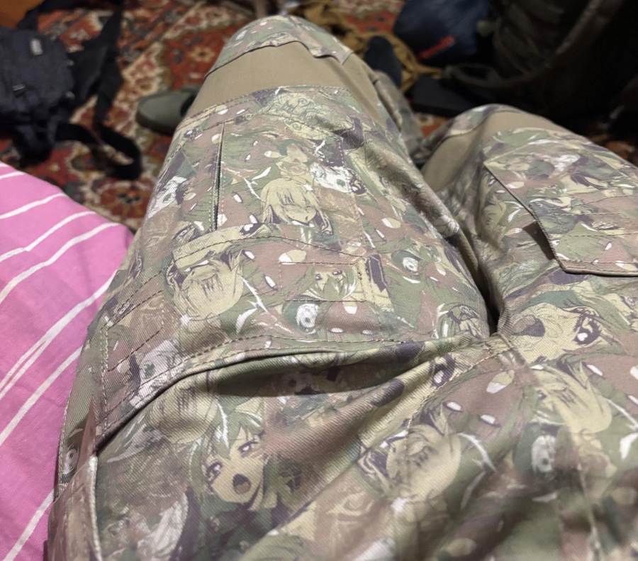 오따꾸용 택티컬 위장복_1.webp