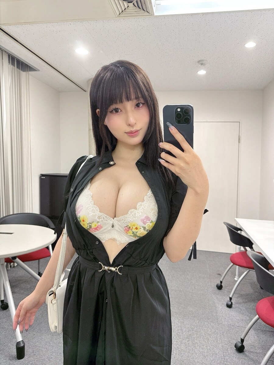 열도의 야한 여대생_2.jpg