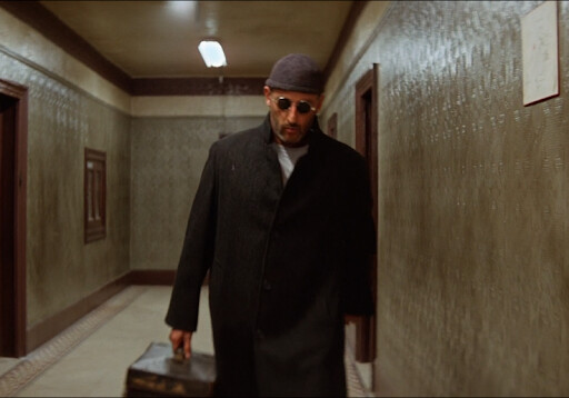 어린 여자애와 불법동거하다가 경찰에 들켜 폭사한 페도_1.png