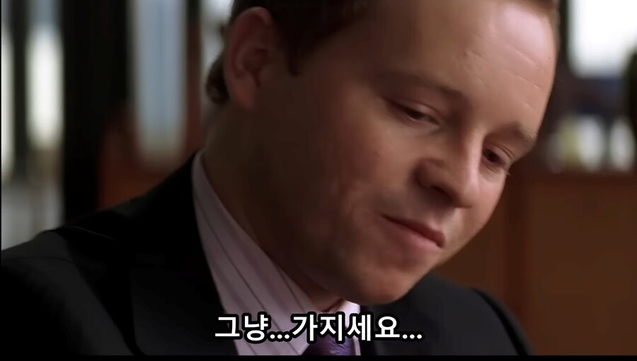 배트맨이 진짜 광기가 맞는 이유_30.jpg