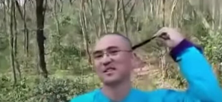중국에서 치파오+변발하고 가면 쳐맞는곳_2.png