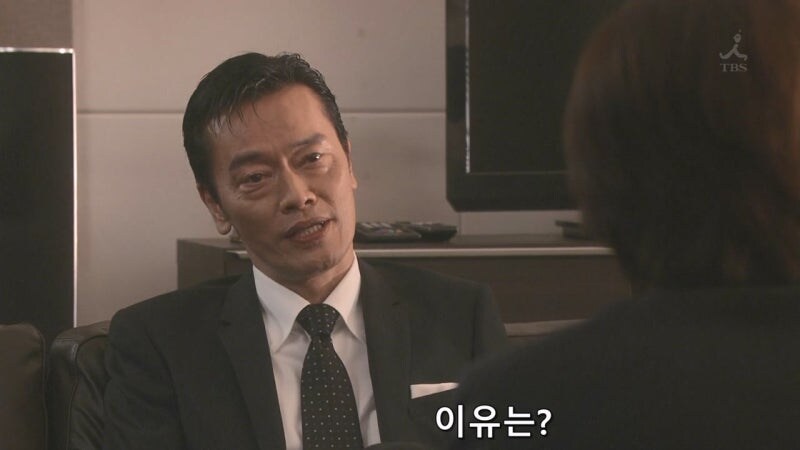 입싸한지 13년 만에 승진 기회를 얻은 남자직원_14.jpg