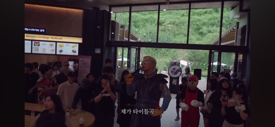 휴게소에서 옥장판 팔러나온 장사꾼 아님_3.jpg