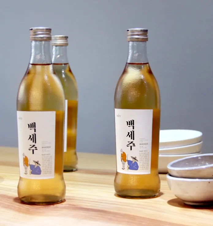 치치, 추석연휴니까 아냐가 어울리는 술 사왔어_2.webp