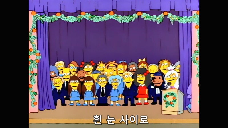 아들이 목을 붙잡혀서 끌려나가는데 별 관심이 없는 아버지_2.jpg