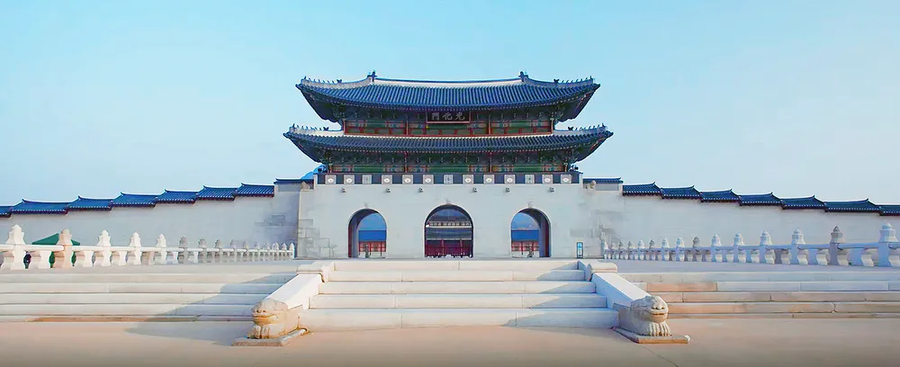 한국에 오는 외국인들이 2번씩은 가는곳_4.webp