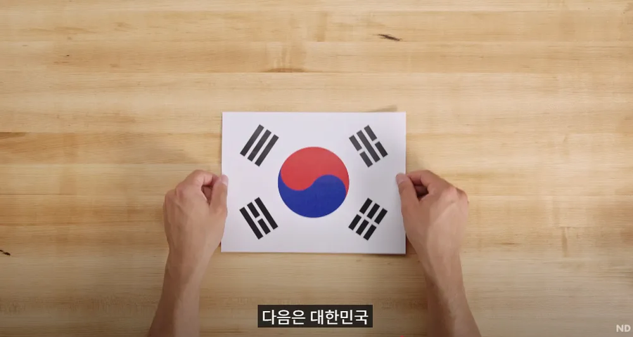 조회수 500만회 넘게 찍은 해외 대형 유튜버의 한국 급식_1.webp