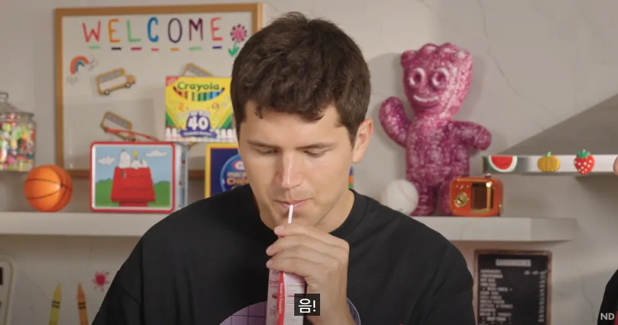 조회수 500만회 넘게 찍은 해외 대형 유튜버의 한국 급식_17.webp