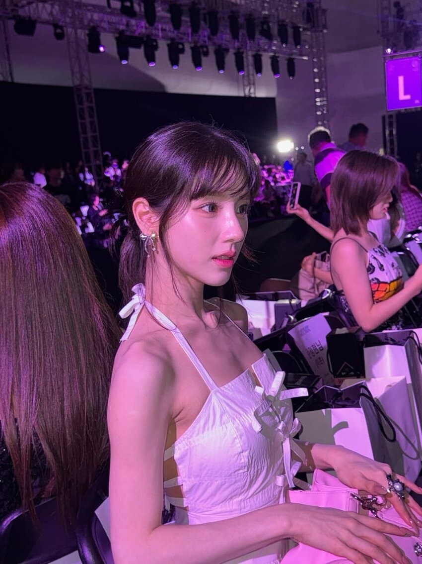 걸그룹 아르테미스 희진_4.jpg
