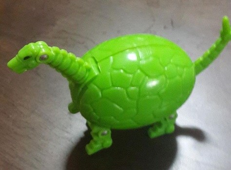 용가리치킨 장난감의 비밀_2.jpg