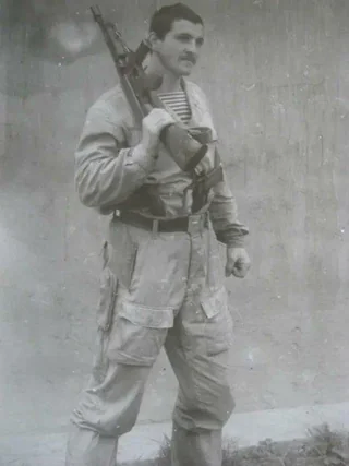 비싸고 무거워서 도태된 결과_13.webp