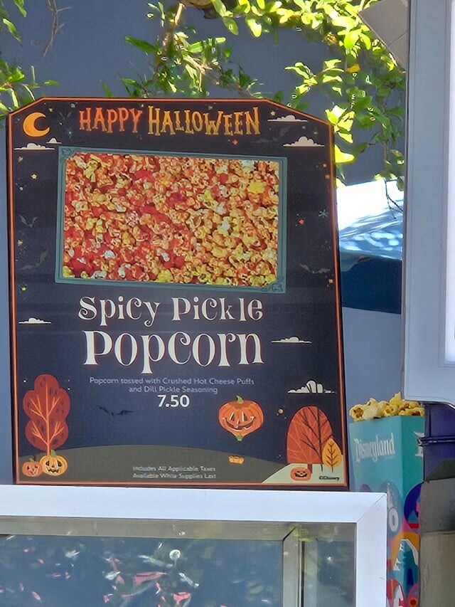 디즈니랜드는 피클을 좋아해_2.jpg