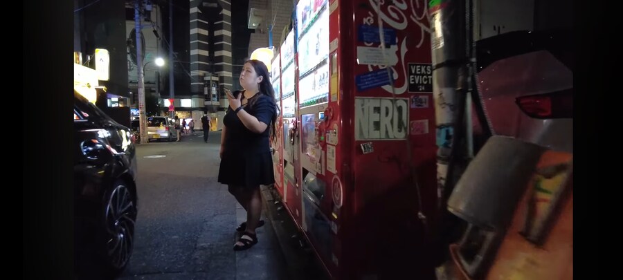 일본 카부키쵸 거리 영상 보는데 겁나 정겹네 ㅋㅋㅋㅋㅋ_7.jpg