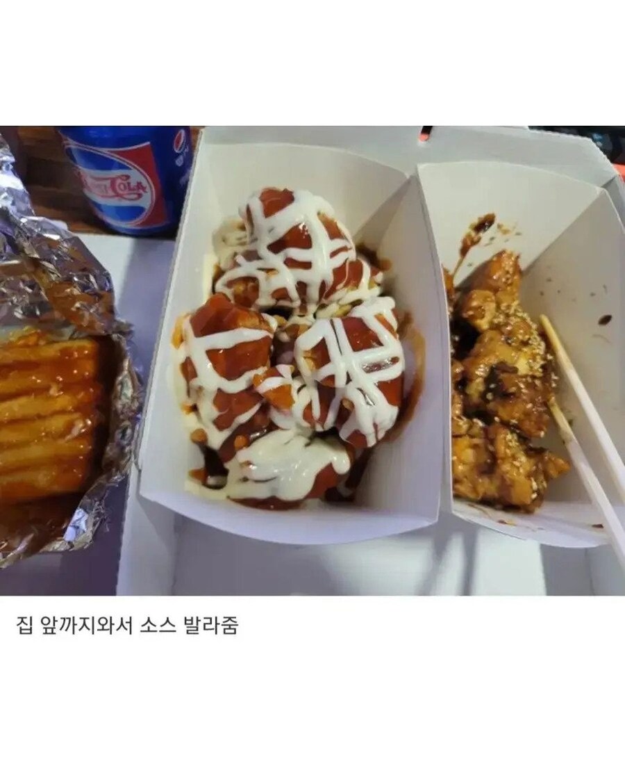 소스를 깜빡한 치킨집의 대처 방법_4.jpg