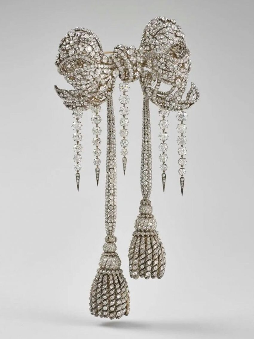 대낮에 유물 도난당한 프랑스 루브르 박물관.jpg_4.jpg