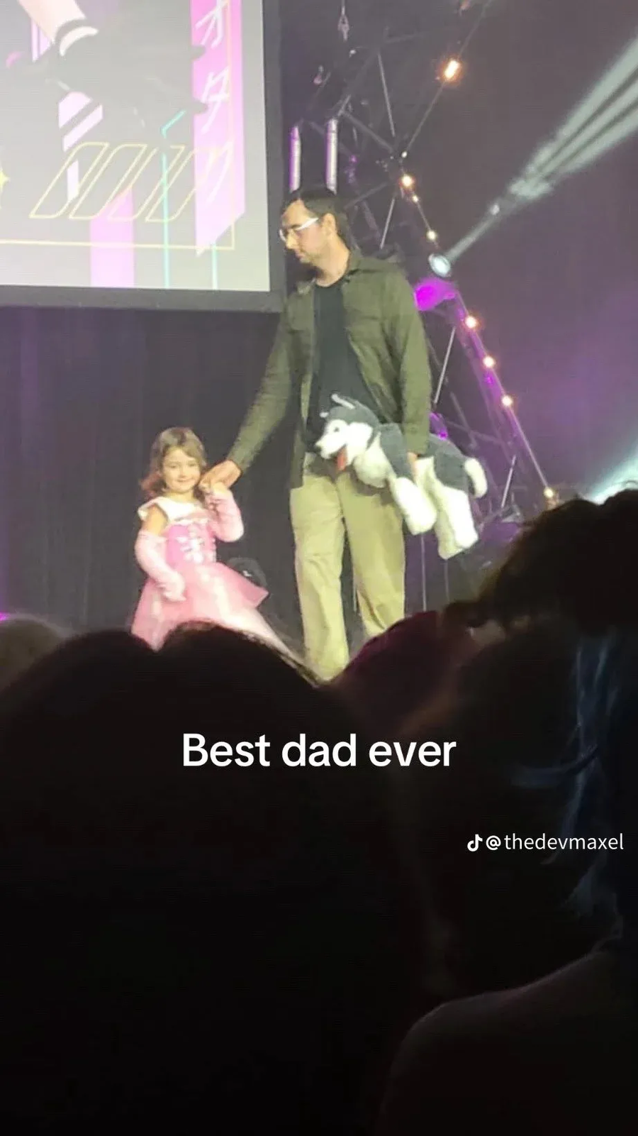 아빠랑 놀러간 딸 대참사_1.webp