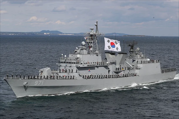 한국 밀덕이 가장 사랑하는 군함_1.webp