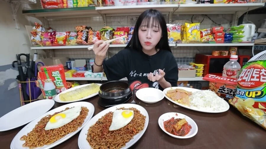 쯔양을 알지만 모르는 아저씨._1.webp